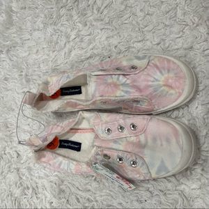 NWT Tommy Bahama slide on tie dye size 9.5 sneaker